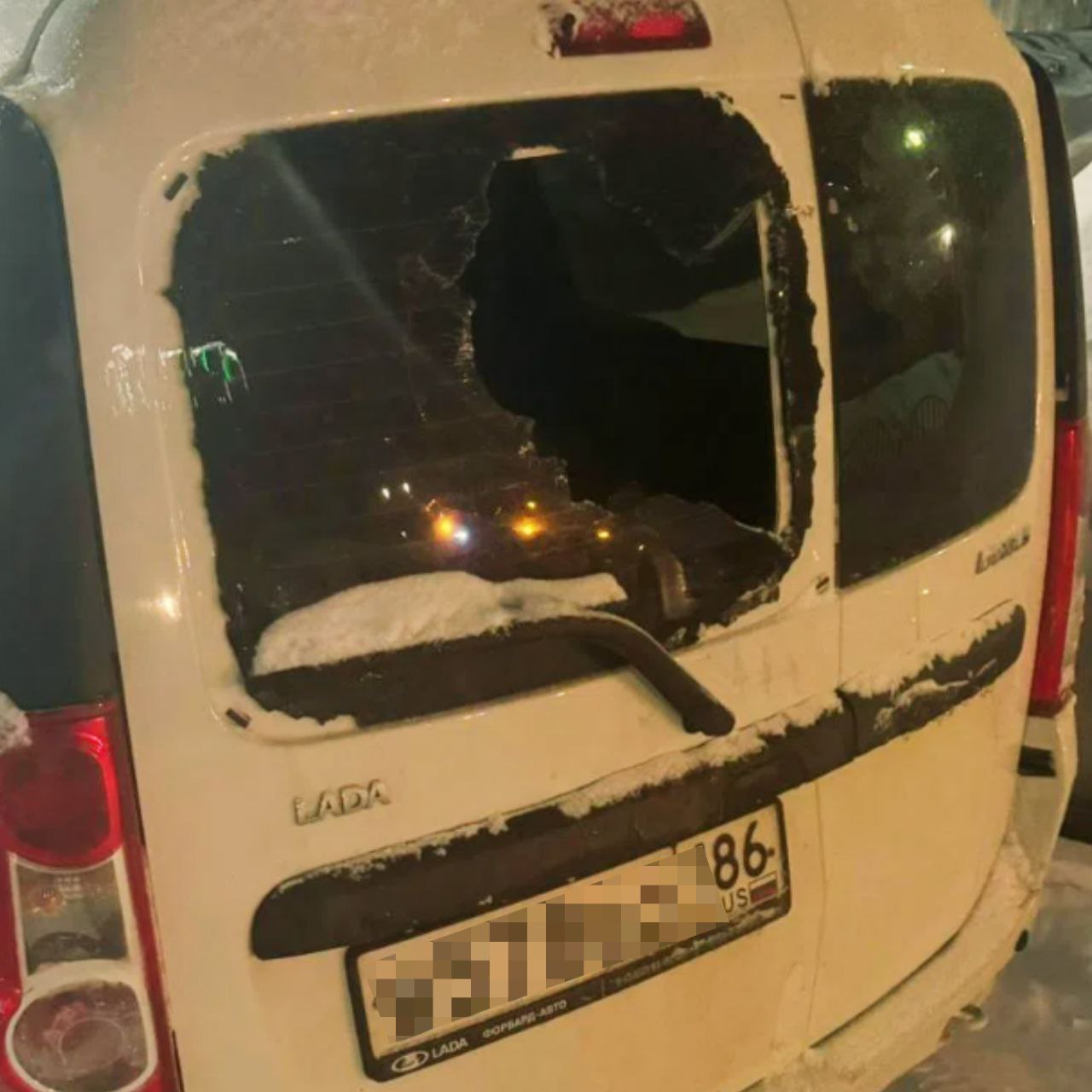 Жителю Нефтеюганска назначили принудительные меры медицинского характера за умышленное повреждение имущества Жителю Нефтеюганска назначили принудительные меры медицинского характера за умышленное повреждение имущества