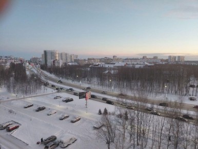 Вартовчане смотрят, как горят их деньги: