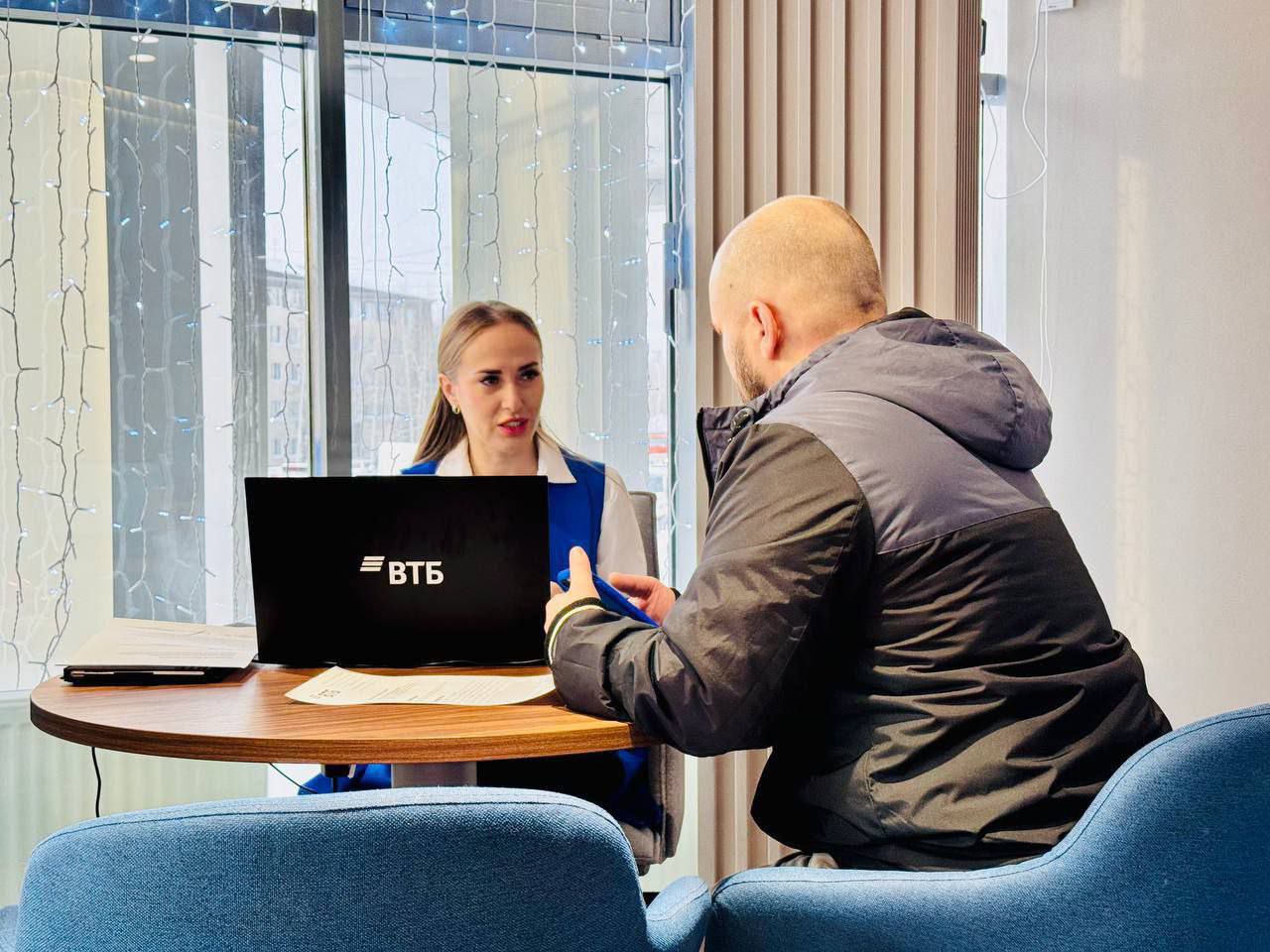 В Нижневартовске состоялось открытие нового офиса банка ВТБ по адресу: улица 60 лет Октября, 23 В Нижневартовске состоялось открытие нового офиса банка ВТБ по адресу: улица 60 лет Октября, 23