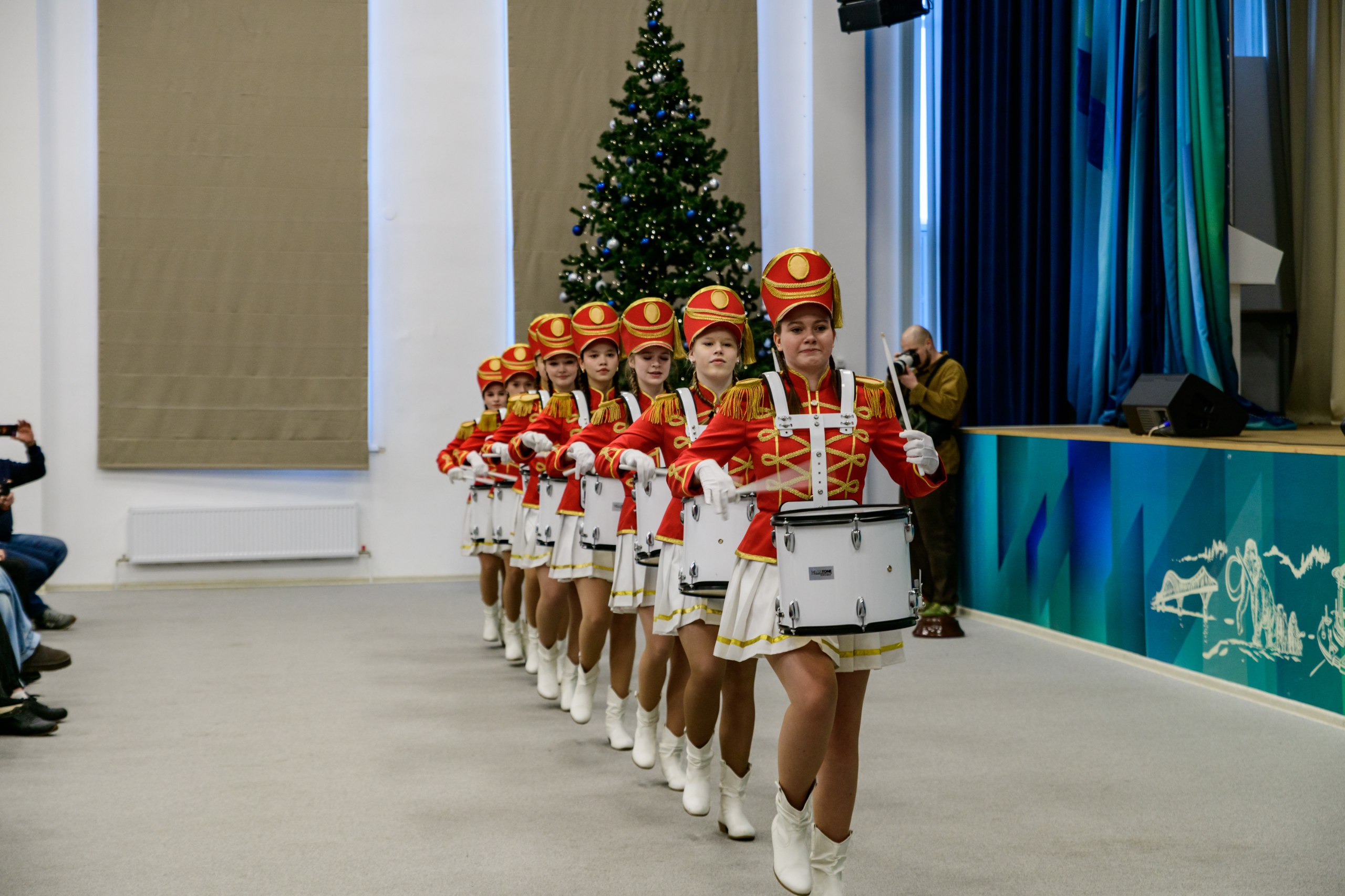 Максим Ряшин: В День Конституции Российской Федерации на территории 8 школы вместе с земляками торжественно открыли обновленный памятник Солдату Великой Отечественной войны 1941-1945 Максим Ряшин: В День Конституции Российской Федерации на территории 8 школы вместе с земляками торжественно открыли обновленный памятник Солдату Великой Отечественной войны 1941-1945