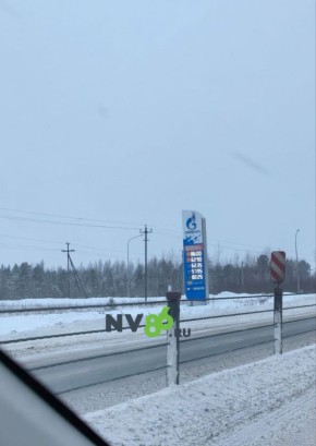 Дешевый бензин опять продают на удивительной заправке у Мегиона: