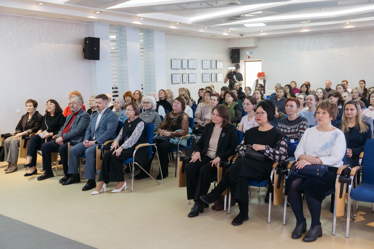 В Центральной городской библиотеке им. А.С. Пушкина состоялась презентация книг пятого этапа проекта «Народное чтение» В Центральной городской библиотеке им. А.С. Пушкина состоялась презентация книг пятого этапа проекта «Народное чтение»