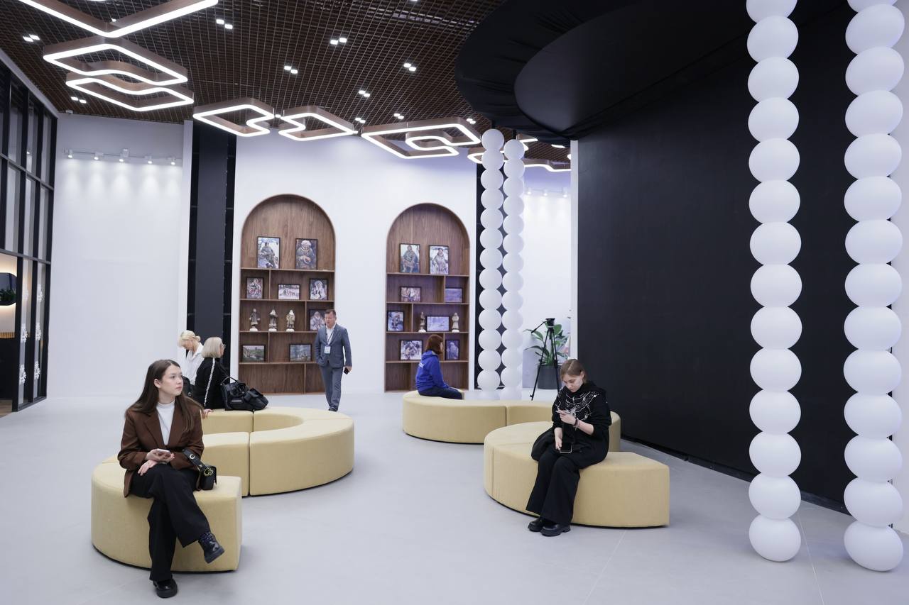 Югорчане поделились первыми впечатлениями от посещения филиала НЦ «Россия» в Ханты-Мансийске Югорчане поделились первыми впечатлениями от посещения филиала НЦ «Россия» в Ханты-Мансийске