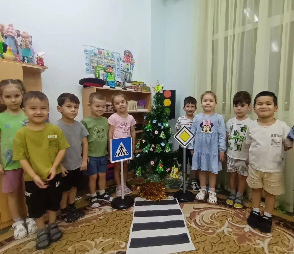 #Сохранидетскуюжизнь. В преддверии зимних каникул вопрос профилактики детской аварийности особенно актуален, как при осуществлении перевозок несовершеннолетних пассажиров в транспортных средствах , так и при их... #Сохранидетскуюжизнь. В преддверии зимних каникул вопрос профилактики детской аварийности особенно актуален, как при осуществлении перевозок несовершеннолетних пассажиров в транспортных средствах , так и при их...