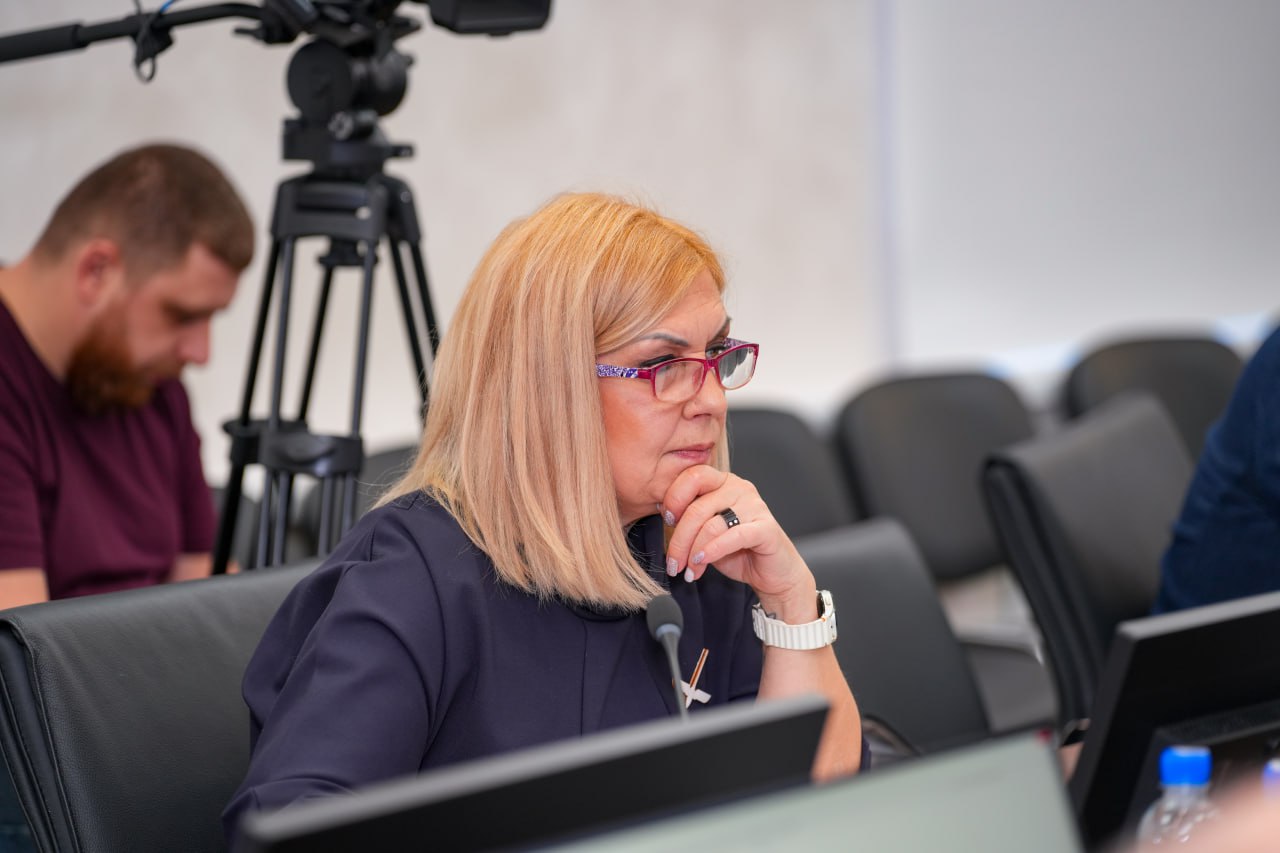 В Думе Ханты-Мансийска прошло заседание комитета по городскому хозяйству В Думе Ханты-Мансийска прошло заседание комитета по городскому хозяйству