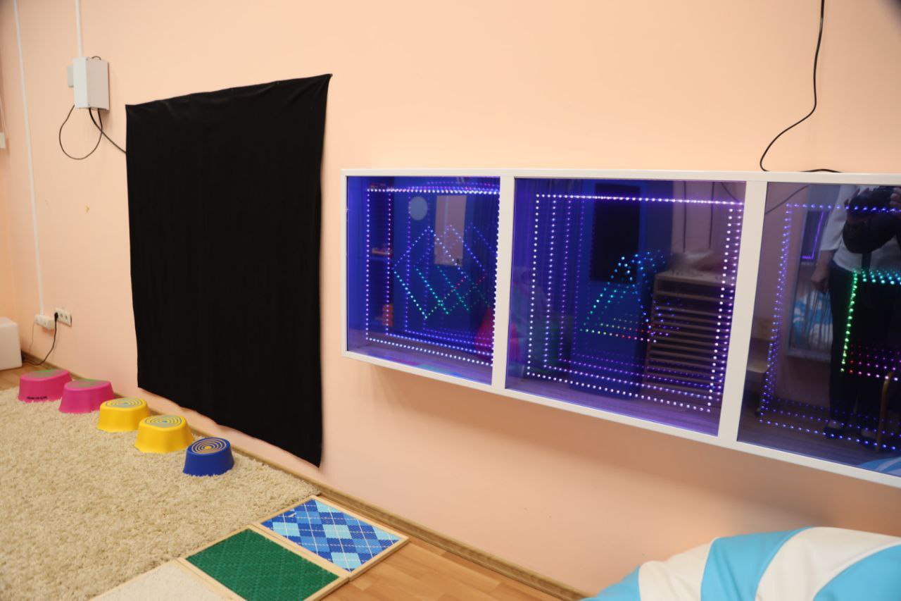 Дмитрий Кощенко: Нижневартовск с рабочим визитом посетил председатель Думы Югры Борис Хохряков Дмитрий Кощенко: Нижневартовск с рабочим визитом посетил председатель Думы Югры Борис Хохряков