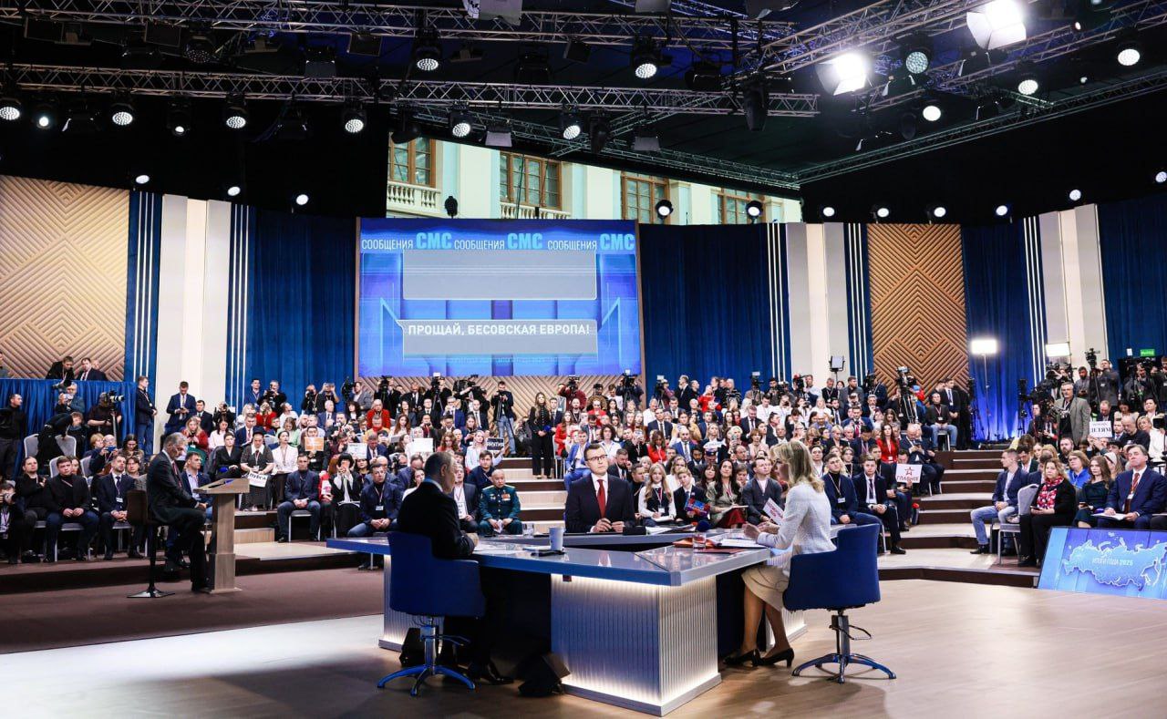 Артём Жога: На программе "Итоги года с Владимиром Путиным" прозвучало несколько острых вопросов из Уральского федерального округа Артём Жога: На программе "Итоги года с Владимиром Путиным" прозвучало несколько острых вопросов из Уральского федерального округа