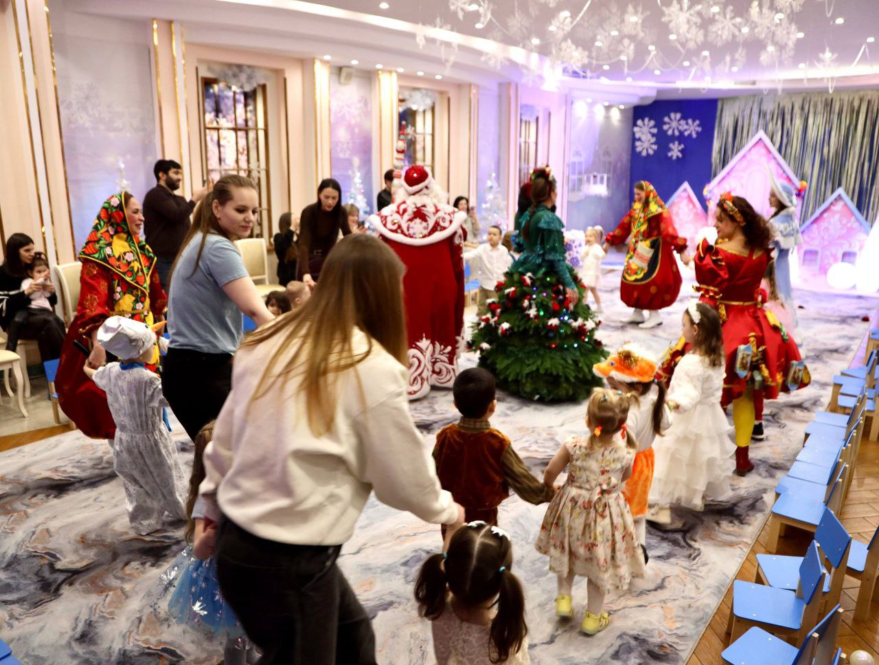 Дмитрий Кощенко: Всегда с особым чувством открываю «Ёлку главы» Дмитрий Кощенко: Всегда с особым чувством открываю «Ёлку главы»