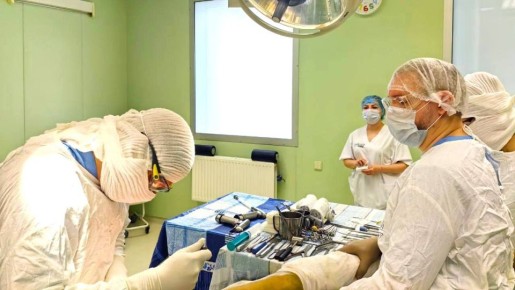 В Сургутской травмбольнице вновь принимали пациентов из ДНР