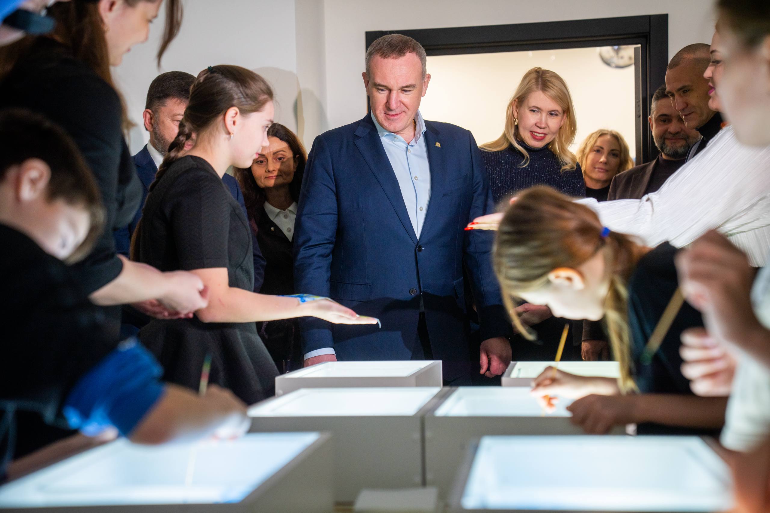 Сегодня губернатор Югры Руслан Кухарук посетил с рабочим визитом Сургутский район Сегодня губернатор Югры Руслан Кухарук посетил с рабочим визитом Сургутский район