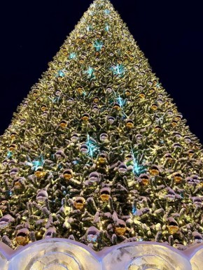 Сегодня, 29 декабря, состоится открытие новогоднего городка на площади Нефтяников