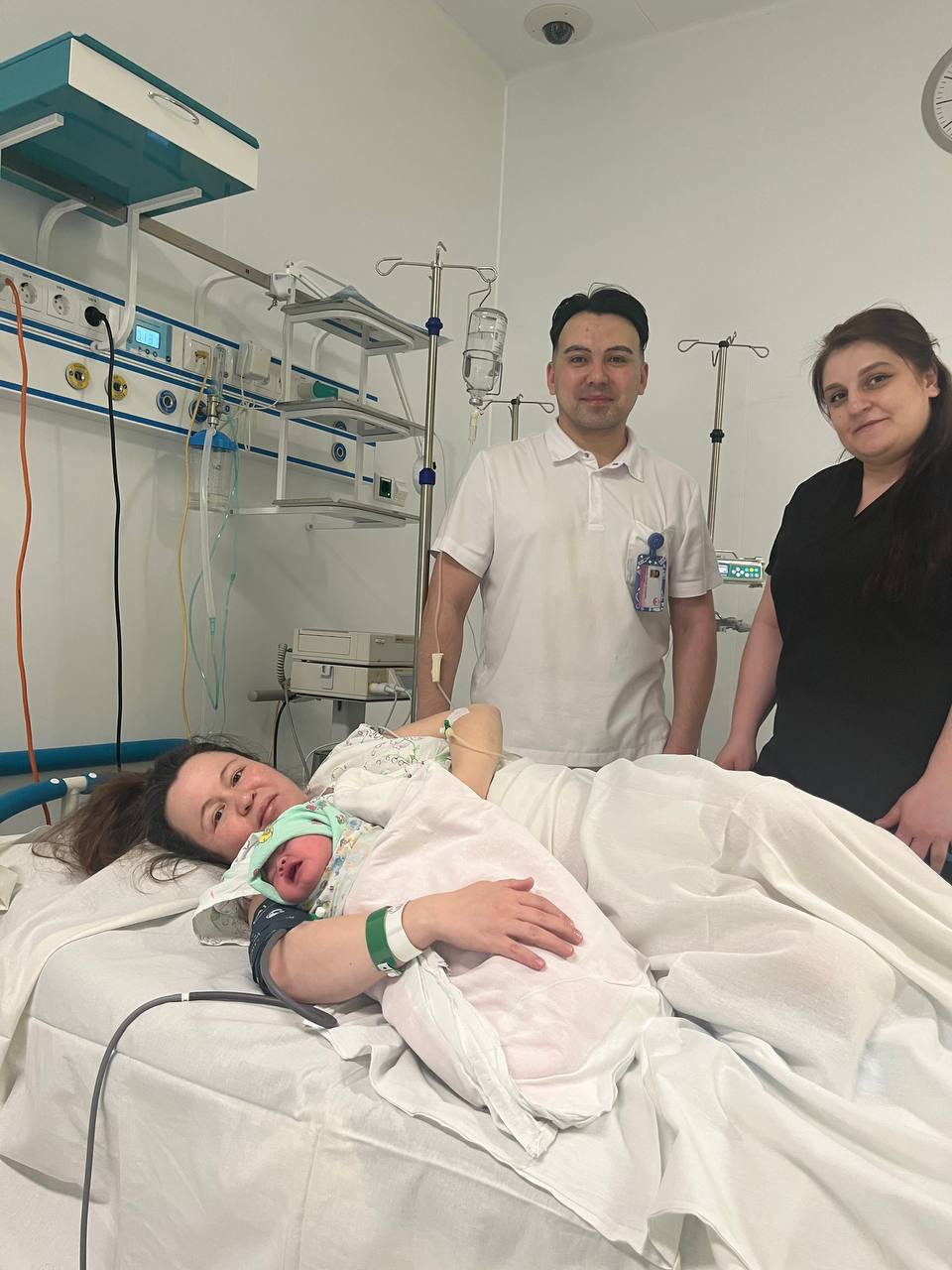 Первое чудо 2026 года!. В первые часы января 2026 года родились две девочки и мальчик: в начале второго ночи появилась малышка из Лянтора Первое чудо 2026 года!. В первые часы января 2026 года родились две девочки и мальчик: в начале второго ночи появилась малышка из Лянтора