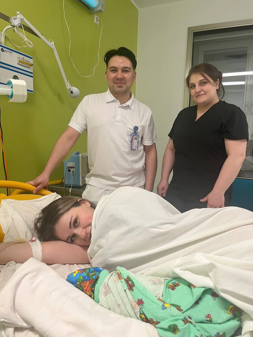 Первое чудо 2026 года!. В первые часы января 2026 года родились две девочки и мальчик: в начале второго ночи появилась малышка из Лянтора Первое чудо 2026 года!. В первые часы января 2026 года родились две девочки и мальчик: в начале второго ночи появилась малышка из Лянтора