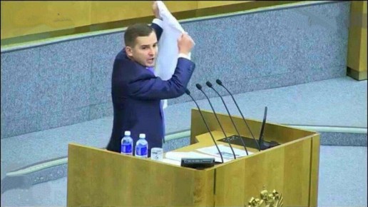 Пенсионеры под угрозой: как долги могут уменьшить выплаты