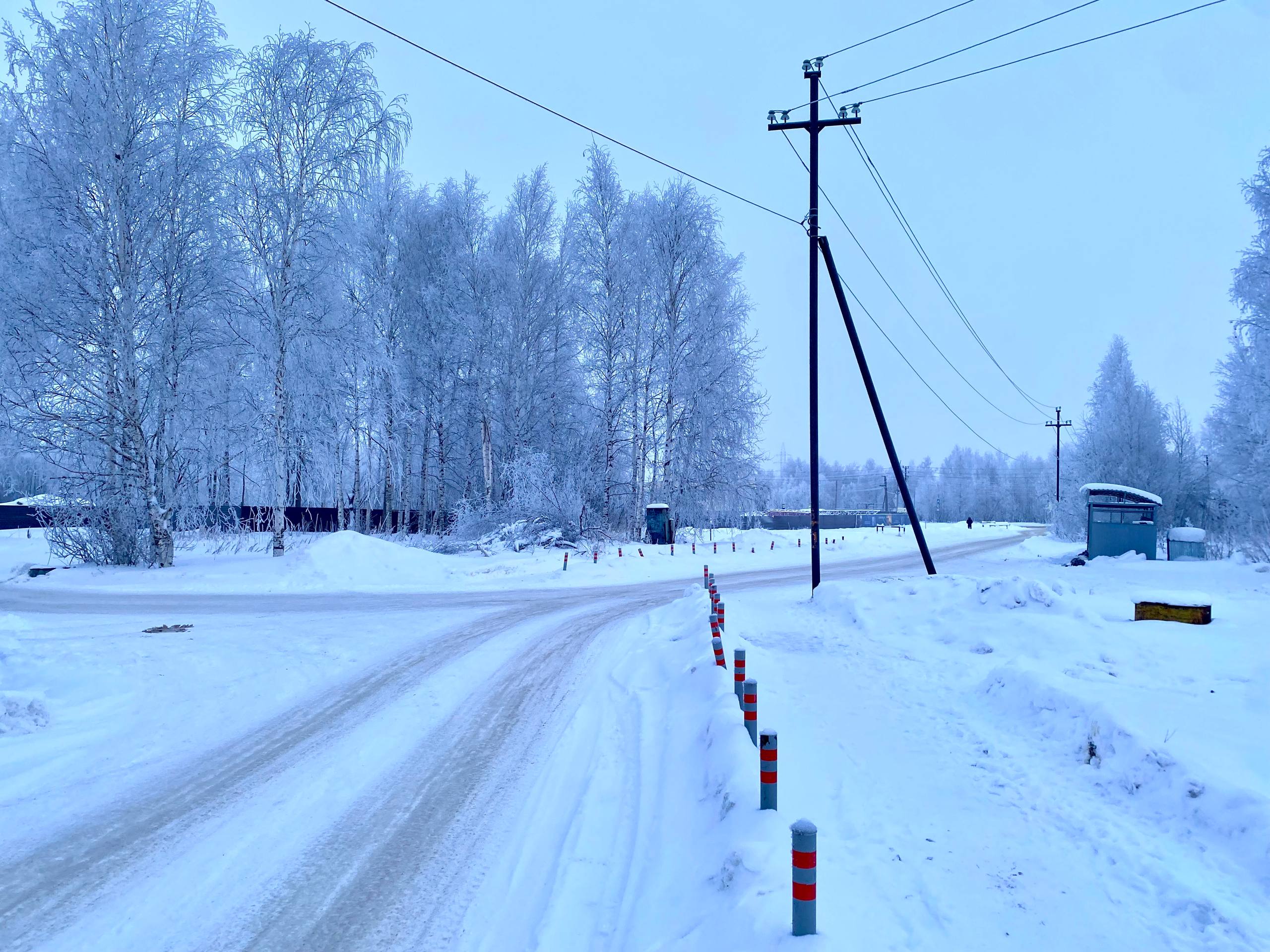 Обсудили вопросы обеспечения освещения возле школы-интерната Обсудили вопросы обеспечения освещения возле школы-интерната