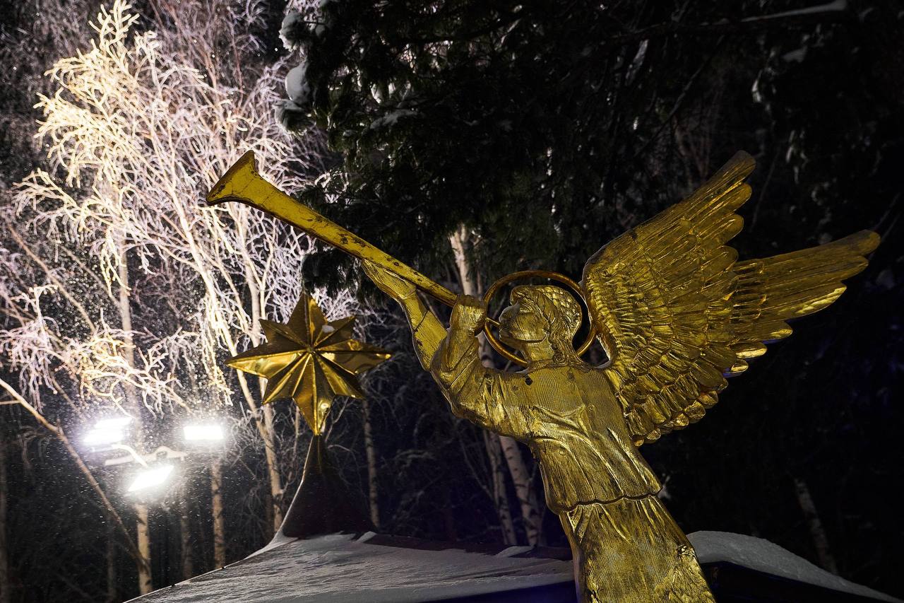 Руслан Кухарук поздравил югорчан с Рождеством Христовым! Руслан Кухарук поздравил югорчан с Рождеством Христовым!