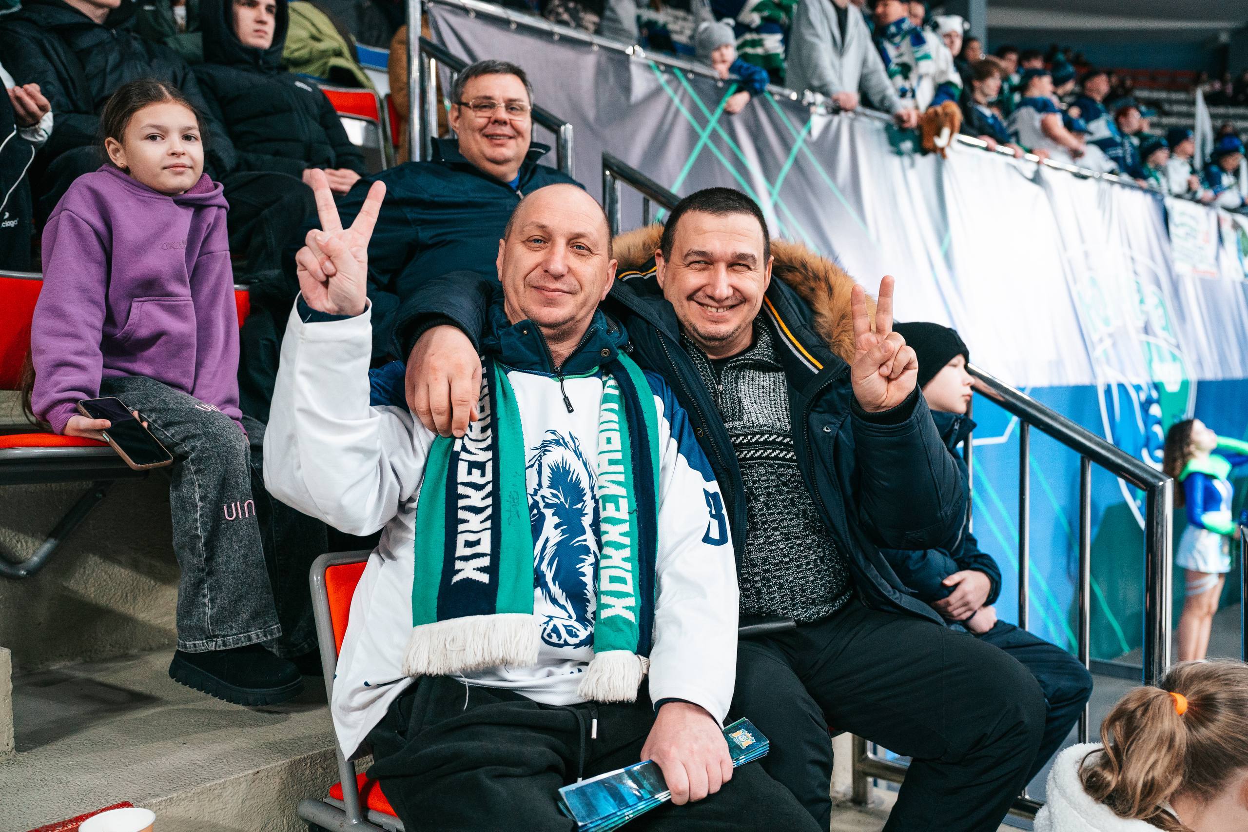 Вперед, «Югра». Продолжаем бороться за первое место в турнирной таблице! Сегодня Мамонты показали невероятный характер и одержали волевую победу над ХК «Магнитка» со счетом 2:1 в серии послематчевых бросков! Дальше — больше!... Вперед, «Югра». Продолжаем бороться за первое место в турнирной таблице! Сегодня Мамонты показали невероятный характер и одержали волевую победу над ХК «Магнитка» со счетом 2:1 в серии послематчевых бросков! Дальше — больше!...