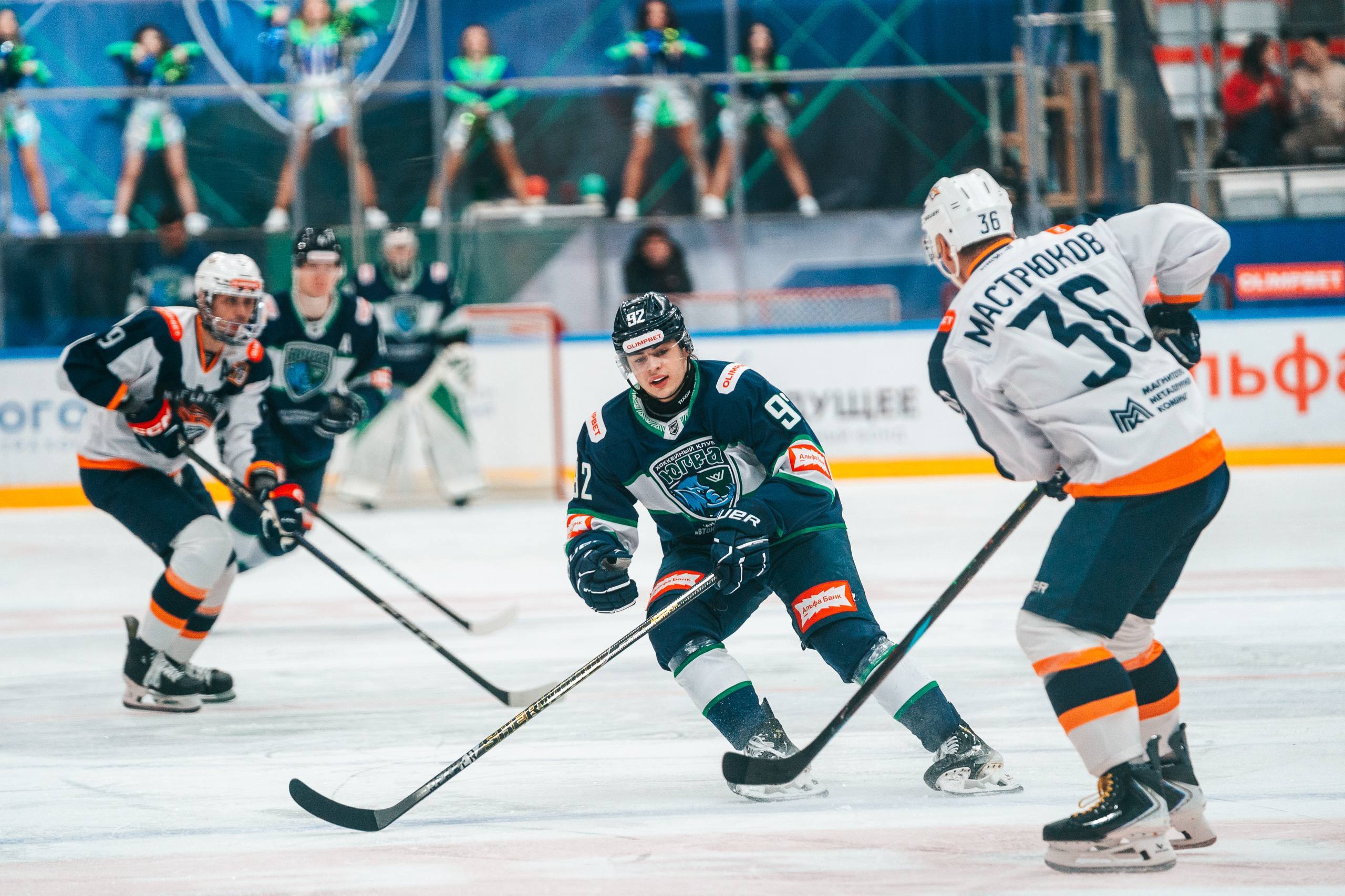 Вперед, «Югра». Продолжаем бороться за первое место в турнирной таблице! Сегодня Мамонты показали невероятный характер и одержали волевую победу над ХК «Магнитка» со счетом 2:1 в серии послематчевых бросков! Дальше — больше!...