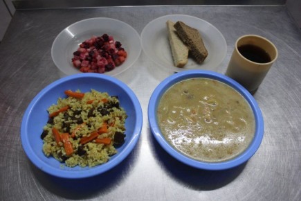 Какие салатики ели нижневартовские зэки на Новый год и Рождество