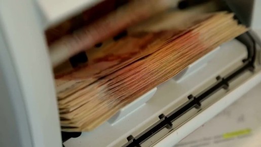 ����������� �������� ������� ������������� �� ���������� ����� � ������� ����� 33 ��� ������