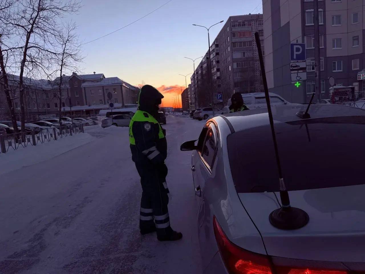 21января в рамках профилактической акции «PRO – ПДД» прошла массовая проверка водителей на соблюдение правил перевозки детей 21января в рамках профилактической акции «PRO – ПДД» прошла массовая проверка водителей на соблюдение правил перевозки детей