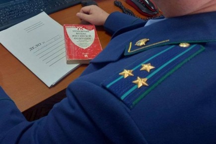 В г. Нефтеюганске перед судом предстанет местная жительница по обвинению в организации приготовления к убийству по найму