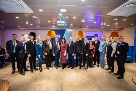 Максим Ряшин: Принял участие в торжественном открытии в Ханты-Мансийске обновленного офиса ВТБ по улице Мира, 52. В данной локации банк работает уже более 15 лет и пользуется особой популярностью у хантымансийцев