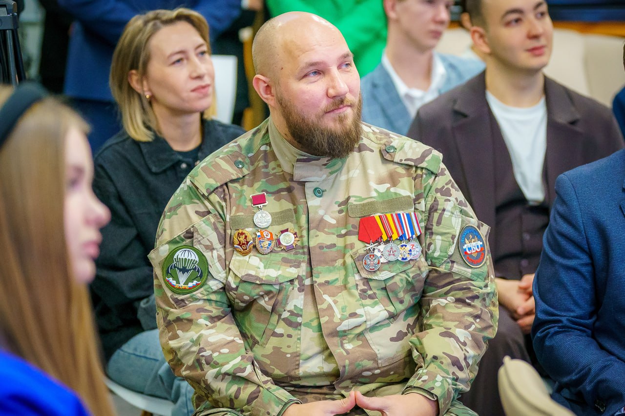 Губернатор Югры исполнит желания пятерых студентов Губернатор Югры исполнит желания пятерых студентов