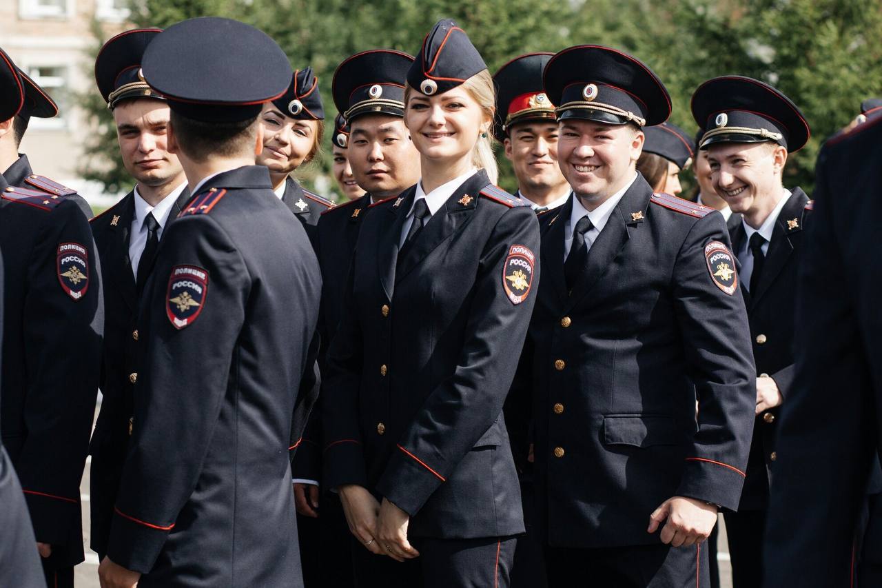 #ПоступилПравильно. Мария Кужелева, следователь следственного отдела ОМВД России по г. Когалыму Омская академия МВД России(2012-2017) «Я с теплотой вспоминаю учебу в Омской академии МВД России. Этот период стал важнейшей... #ПоступилПравильно. Мария Кужелева, следователь следственного отдела ОМВД России по г. Когалыму Омская академия МВД России(2012-2017) «Я с теплотой вспоминаю учебу в Омской академии МВД России. Этот период стал важнейшей...