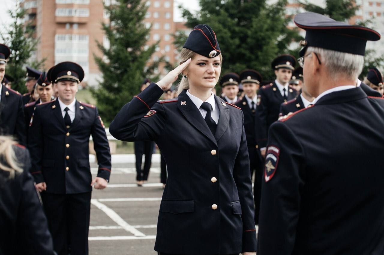 #ПоступилПравильно. Мария Кужелева, следователь следственного отдела ОМВД России по г. Когалыму Омская академия МВД России(2012-2017) «Я с теплотой вспоминаю учебу в Омской академии МВД России. Этот период стал важнейшей... #ПоступилПравильно. Мария Кужелева, следователь следственного отдела ОМВД России по г. Когалыму Омская академия МВД России(2012-2017) «Я с теплотой вспоминаю учебу в Омской академии МВД России. Этот период стал важнейшей...