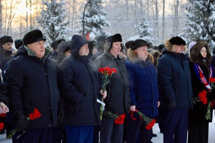 ������� �������: �������, � ���� 82-� ��������� ������� ������������ ���������� �� ���������� �������, ������ � �������� ������ �������� ����� � ��������� ������-��������, ������ � ���� ������� ������������� �����