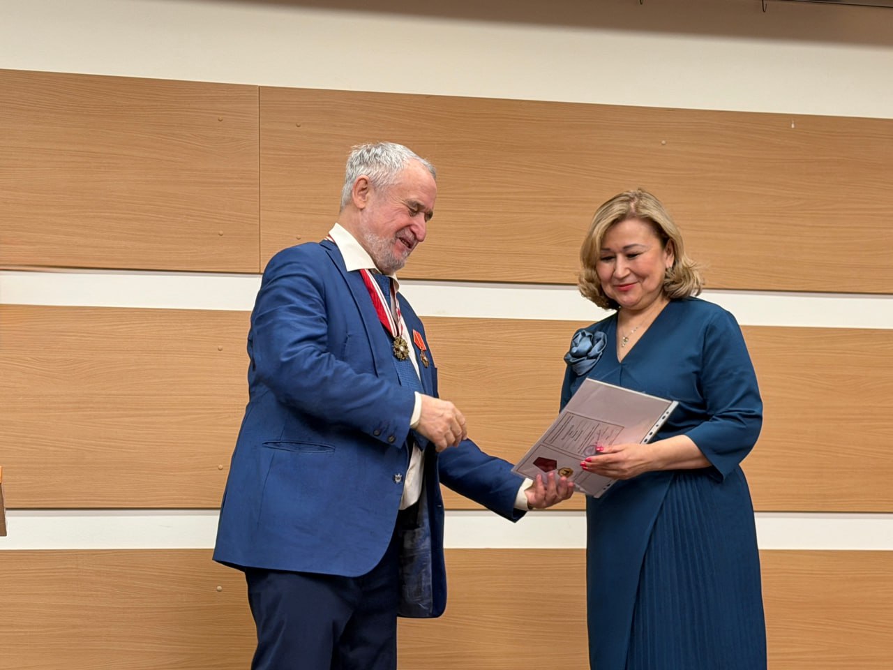 Сургутский педагог заняла 1 место на XVI Всероссийском конкурсе профессионального мастерства педагогов «Мой лучший урок!» Сургутский педагог заняла 1 место на XVI Всероссийском конкурсе профессионального мастерства педагогов «Мой лучший урок!»