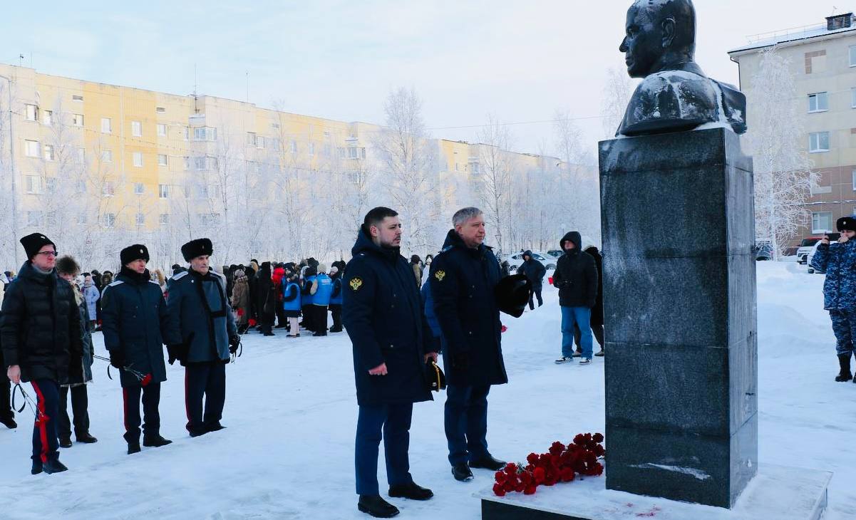В честь празднования дня полного освобождения Ленинграда от фашистской блокады прокуроры Югры приняли участие в памятных мероприятиях В честь празднования дня полного освобождения Ленинграда от фашистской блокады прокуроры Югры приняли участие в памятных мероприятиях