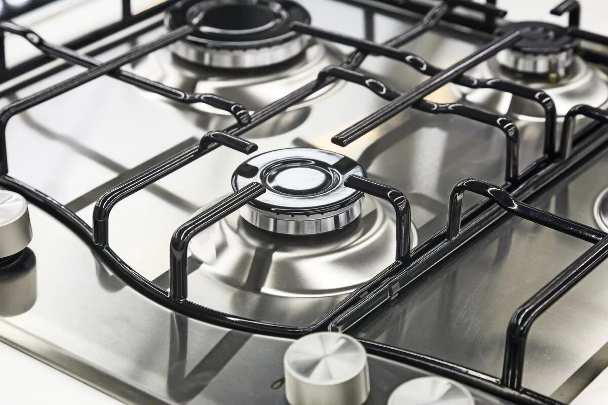 Новый взгляд на чистку: как вернуть газовой плите первозданный вид