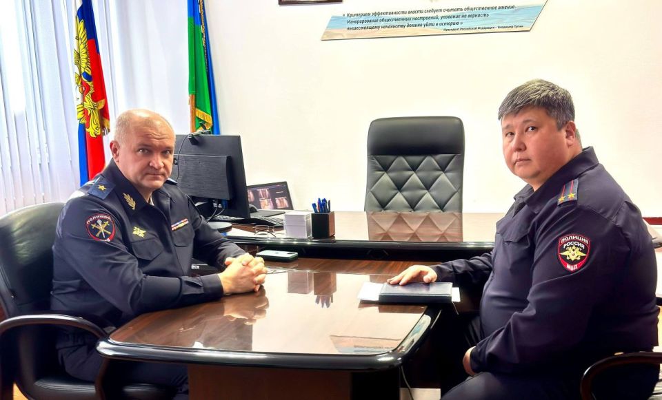 Главный полицейский Югры проинспектировал работу подчиненных территориальных органов внутренних дел округа