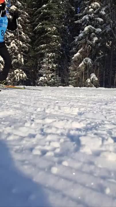 На старт! Внимание! Марш!. Ханты-Мансийск передает привет! Здесь начались спортивные забеги «Лыжни России» Массовый старт в 13:00 ЮграМегаСпорт Подпишись на Новости Югры | Читать нас в MAX