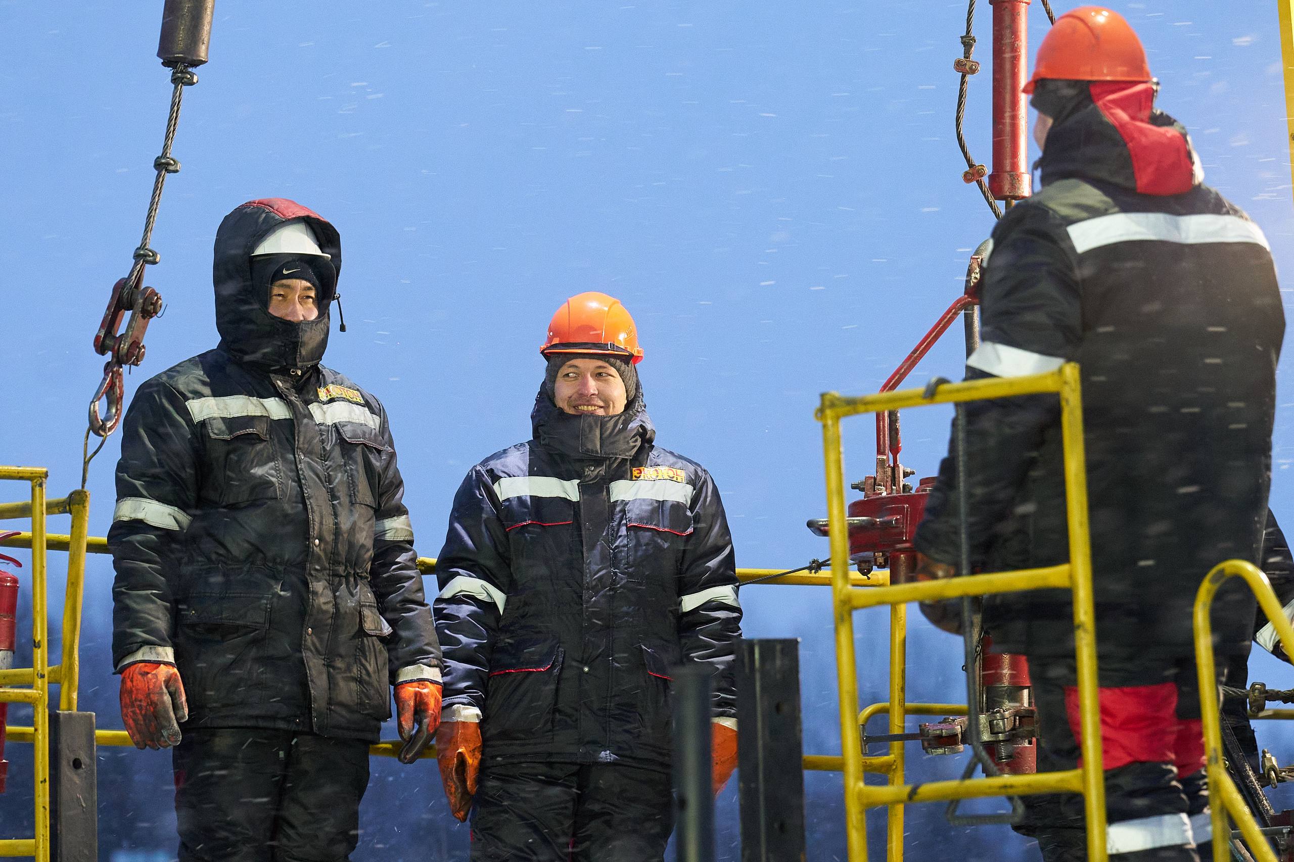 Губернатор Югры отметил усилия крупнейшего предприятия Пыть-Яха по социальной поддержке региона присутствия Губернатор Югры отметил усилия крупнейшего предприятия Пыть-Яха по социальной поддержке региона присутствия