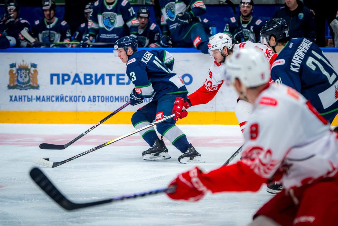 ХК «Югра» уверенно обыграла аутсайдера ВХЛ и оформила выход в плей-офф ХК «Югра» уверенно обыграла аутсайдера ВХЛ и оформила выход в плей-офф