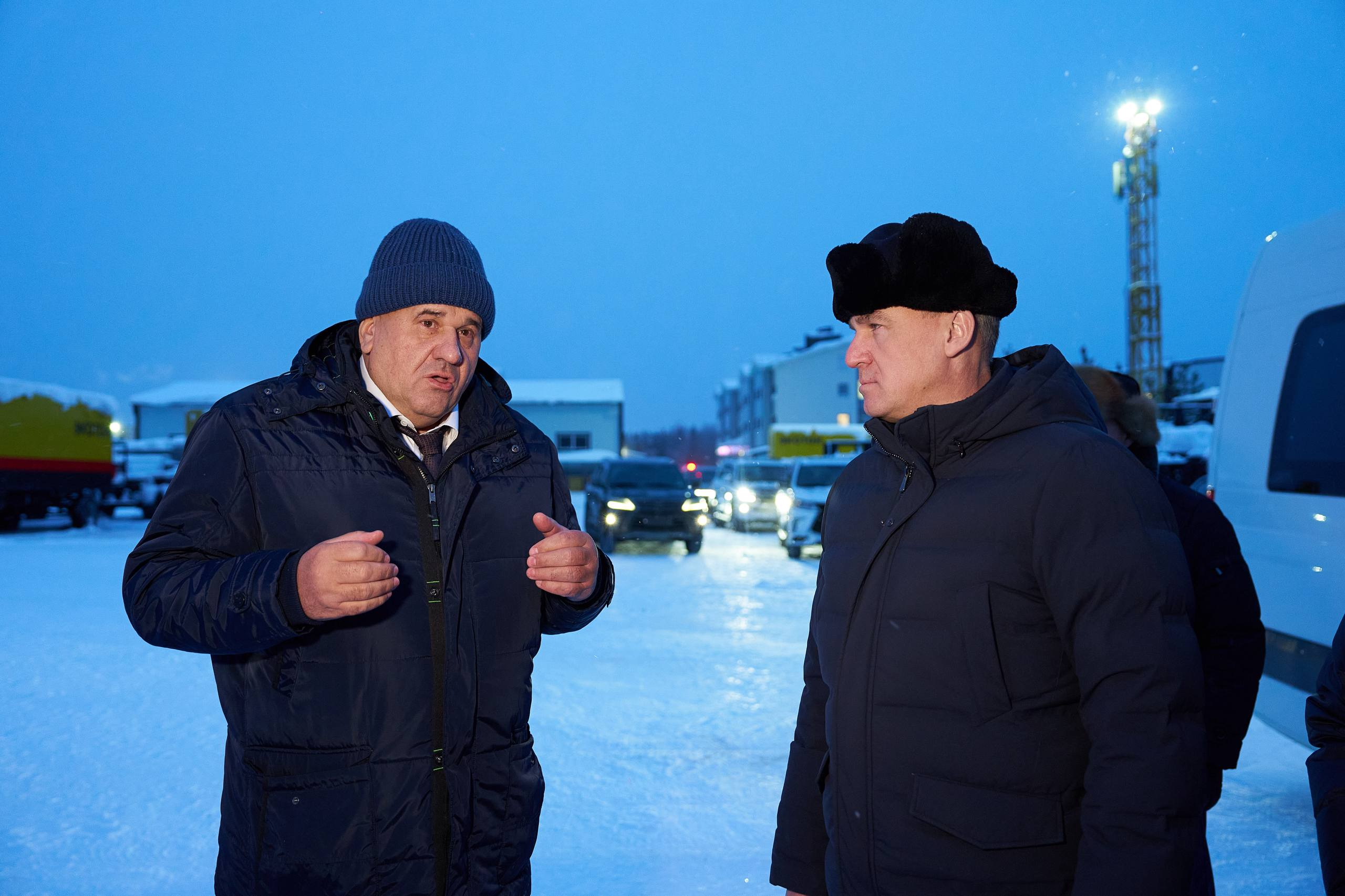 Губернатор Югры отметил усилия крупнейшего предприятия Пыть-Яха по социальной поддержке региона присутствия Губернатор Югры отметил усилия крупнейшего предприятия Пыть-Яха по социальной поддержке региона присутствия