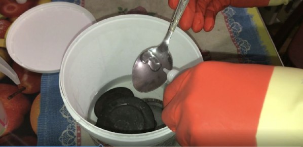 Уникальный метод очищения конфорок gasовой плиты: навсегда забудьте о жире и ржавчине