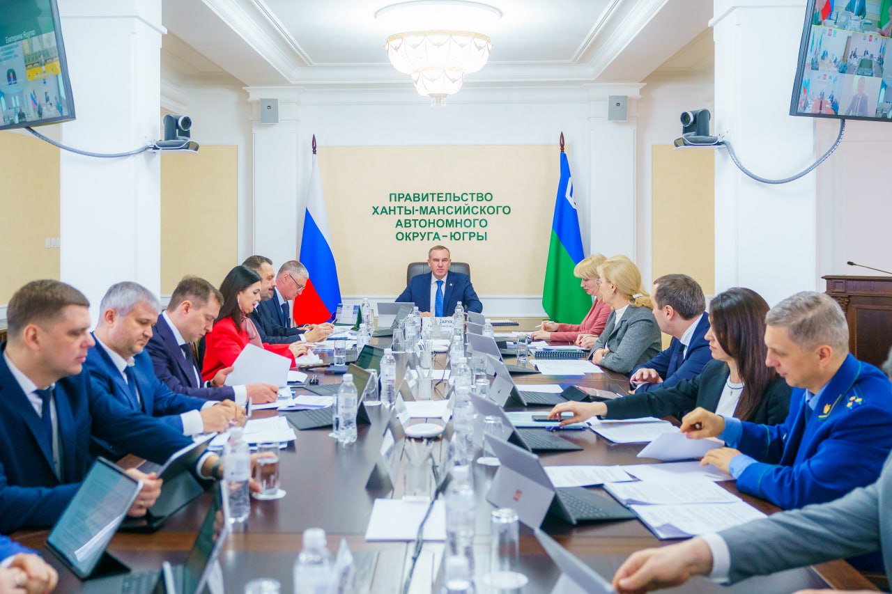 Югра заняла второе место в УрФО по эффективности исполнения нацпроектов в 2025 году