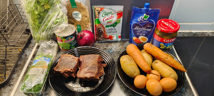 Как я готовлю оливье с говяжьим сердцем: секретные ингредиенты для новогоднего волшебства