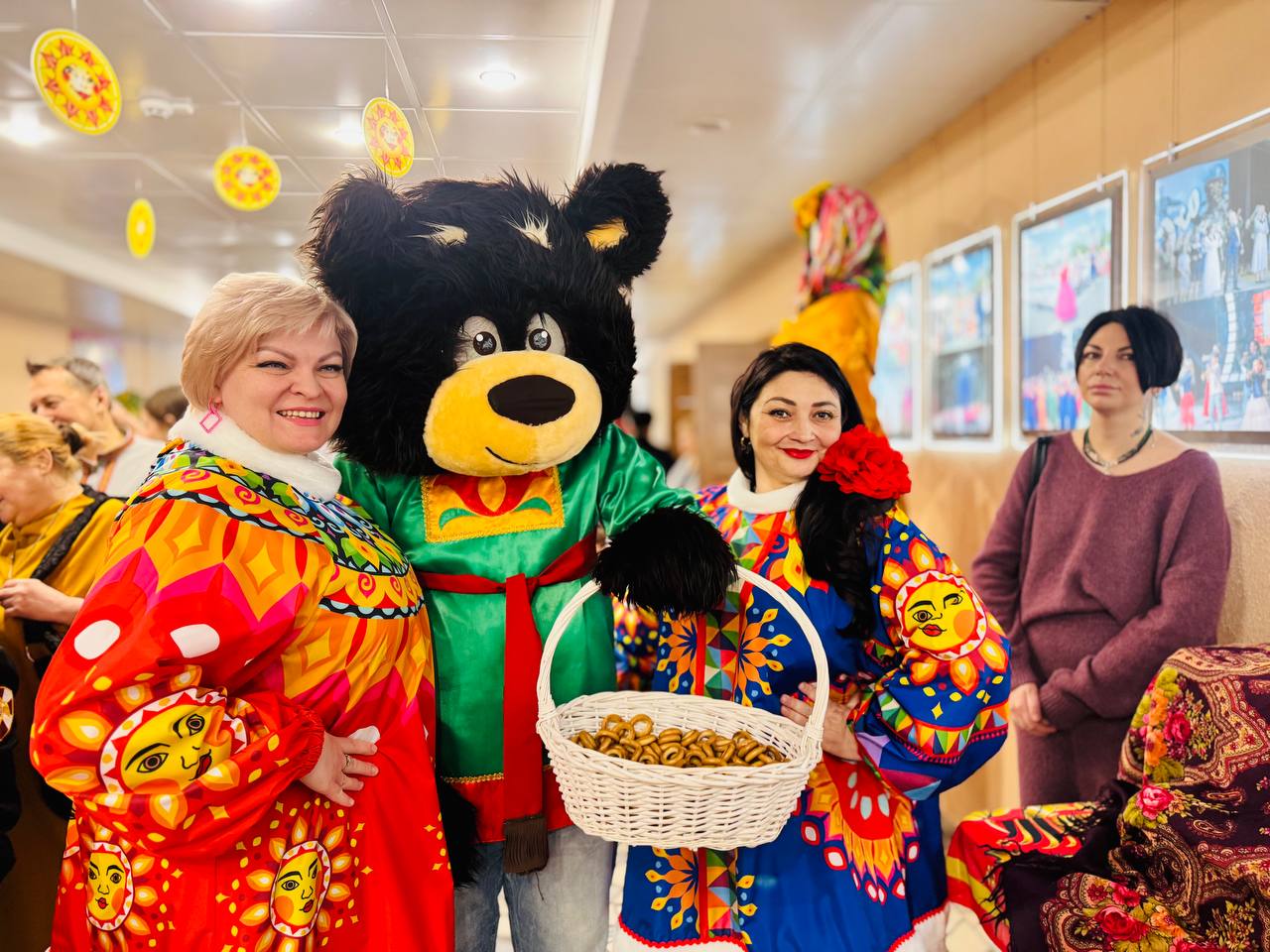 В Нижневартовске весело и вкусно провожали зиму В Нижневартовске весело и вкусно провожали зиму