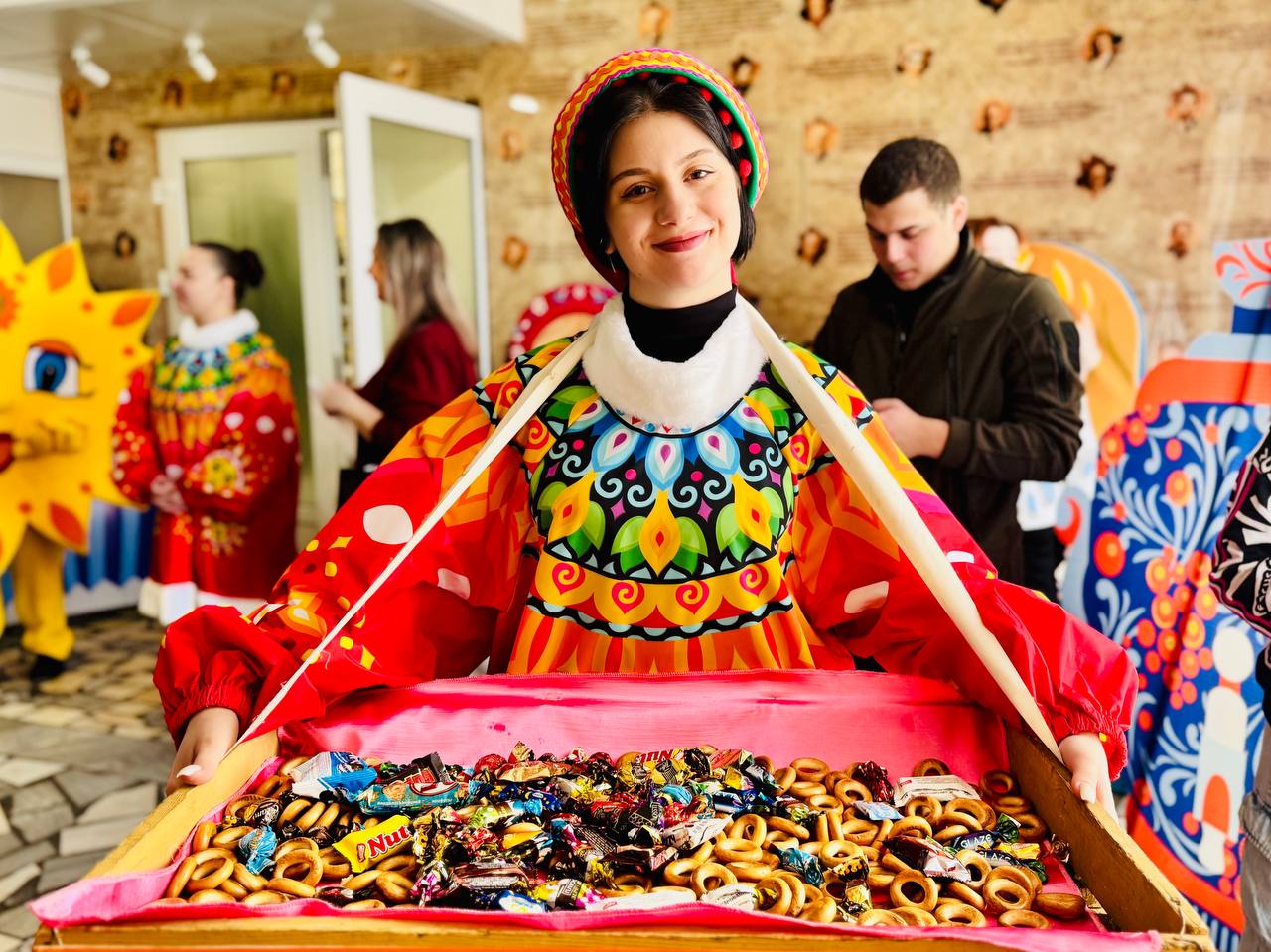 В Нижневартовске весело и вкусно провожали зиму В Нижневартовске весело и вкусно провожали зиму