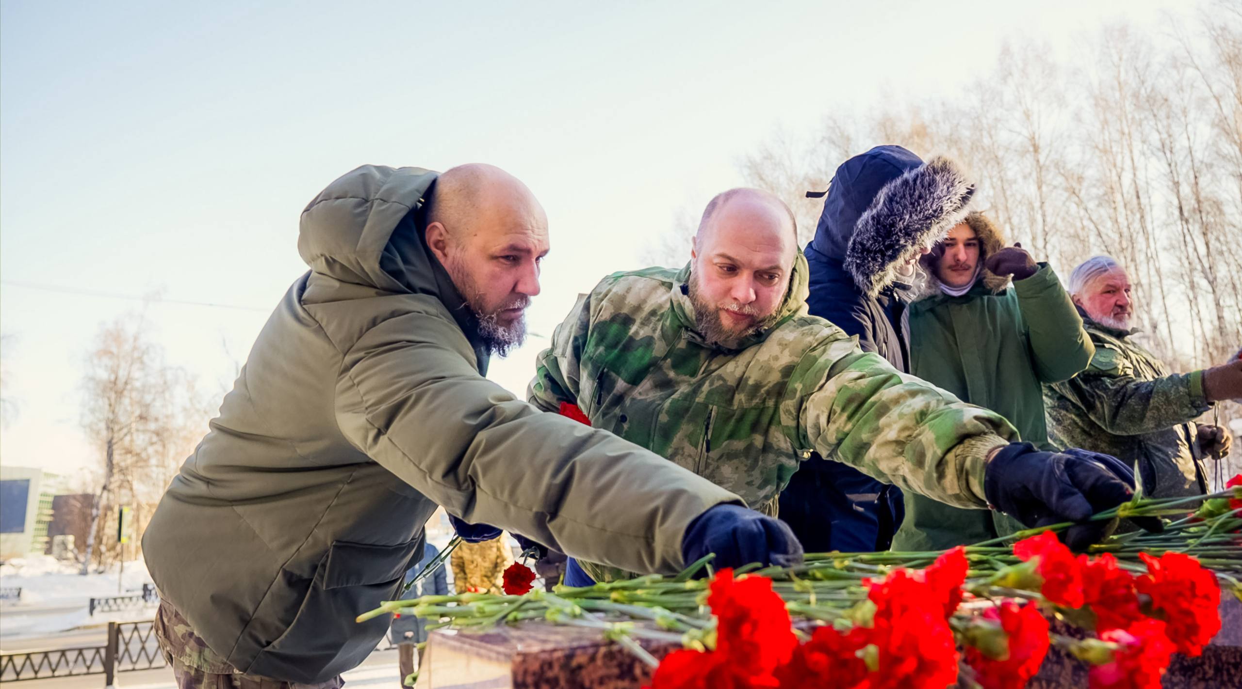 В День защитника Отечества по Югре проходят мероприятия в память о павших героях В День защитника Отечества по Югре проходят мероприятия в память о павших героях