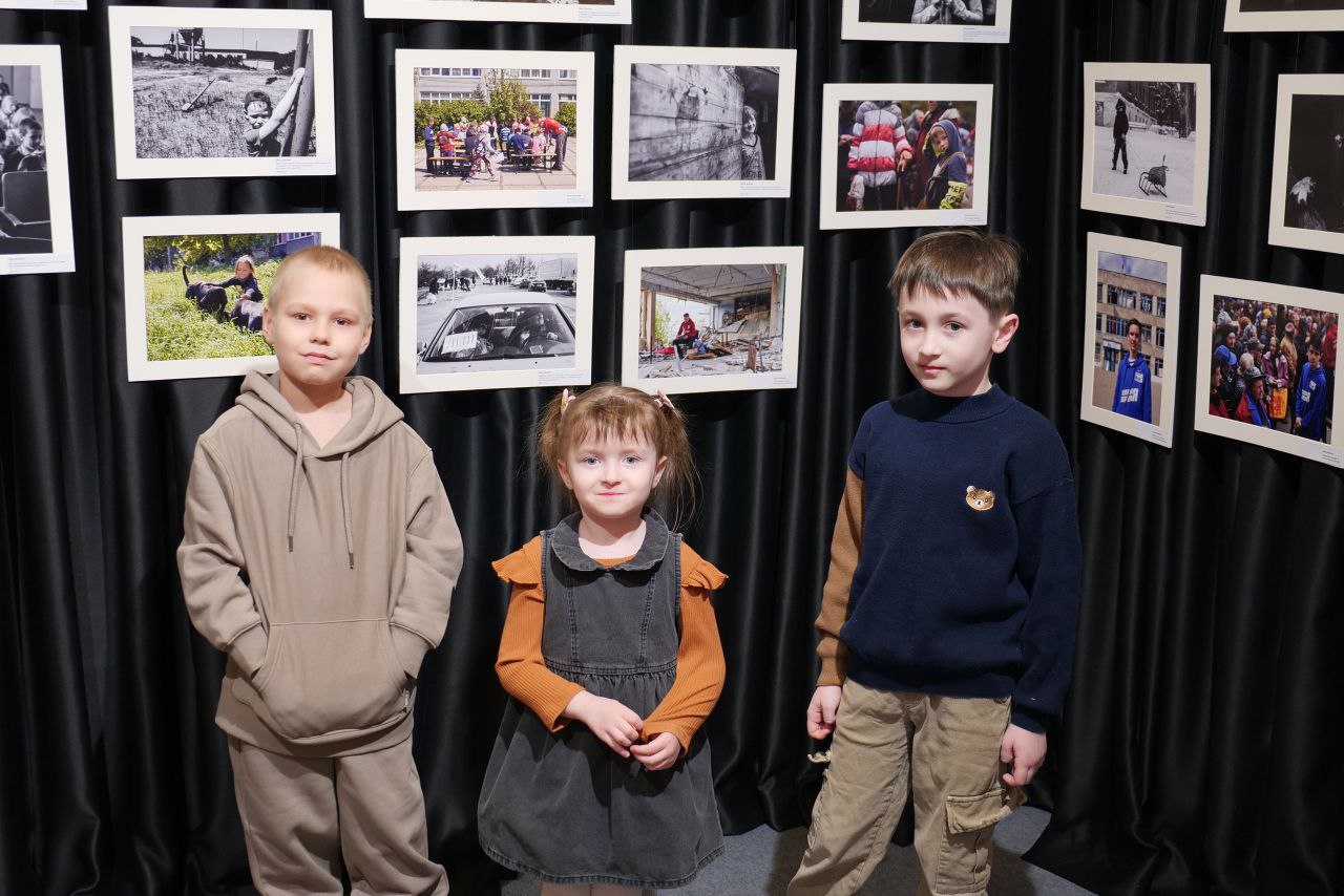 Денис Григорюк: В годовщину начала СВО в Сургуте прошла презентация выставки "Дети войны Денис Григорюк: В годовщину начала СВО в Сургуте прошла презентация выставки "Дети войны