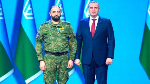 Новости к этому часу:. Югорчанам впервые вручили окружную медаль «За мужество и доблесть в СВО» Её учредили в конце прошлого года по инициативе самих бойцов