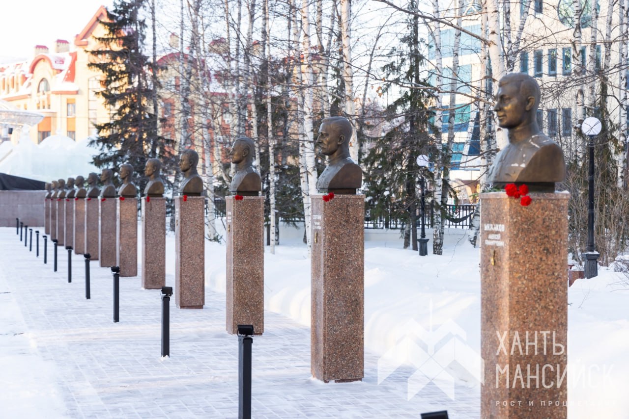 Уважаемые хантымансийцы! Давайте бережно относиться к историческим памятникам Уважаемые хантымансийцы! Давайте бережно относиться к историческим памятникам