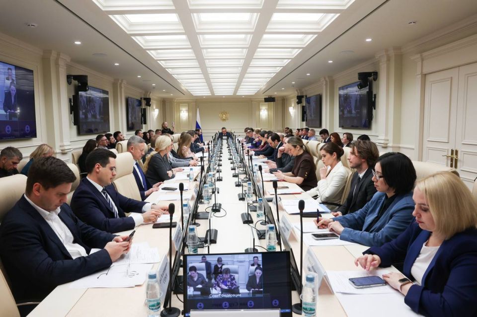 688 ветеранов СВО трудоустроились на предприятия ТЭК в 2025 году благодаря ярмаркам вакансий