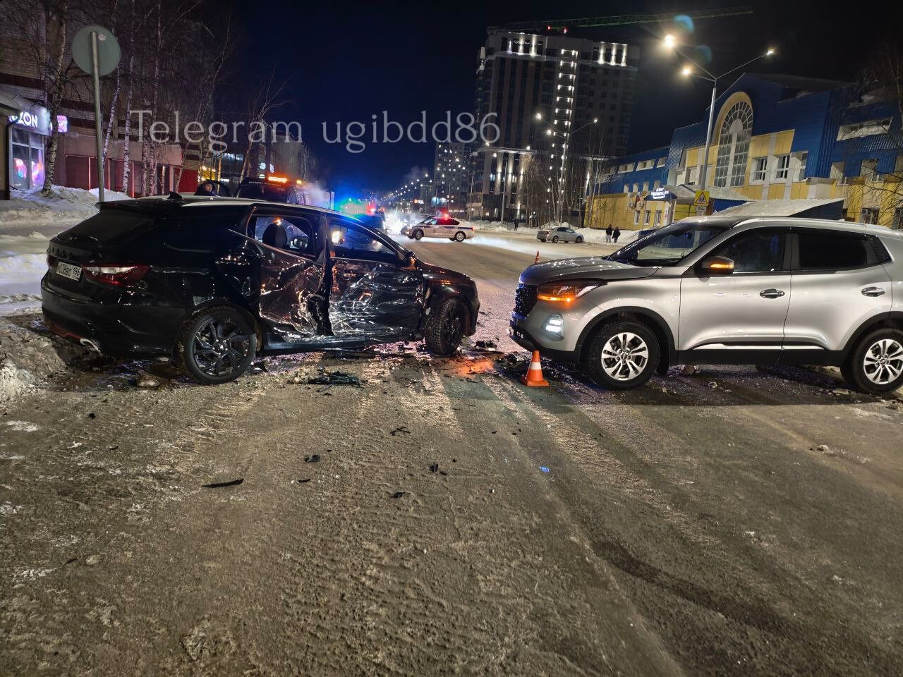 В Нижневартовске произошло ДТП с двумя пострадавшими В Нижневартовске произошло ДТП с двумя пострадавшими